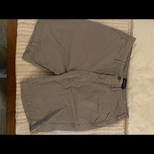 American Eagle Flex Shorts-35, never been worn